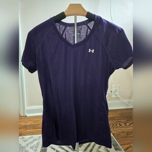 Under Armour Women's Purple V-Neck Top